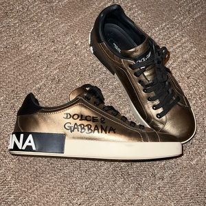Dolce and gabbana sneakers size 43